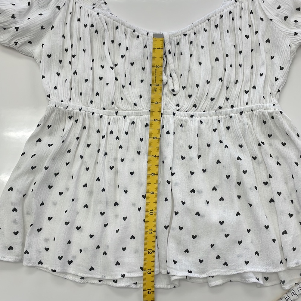 White/ Black Heart Puff Sleeve Top - Picture 8 of 15